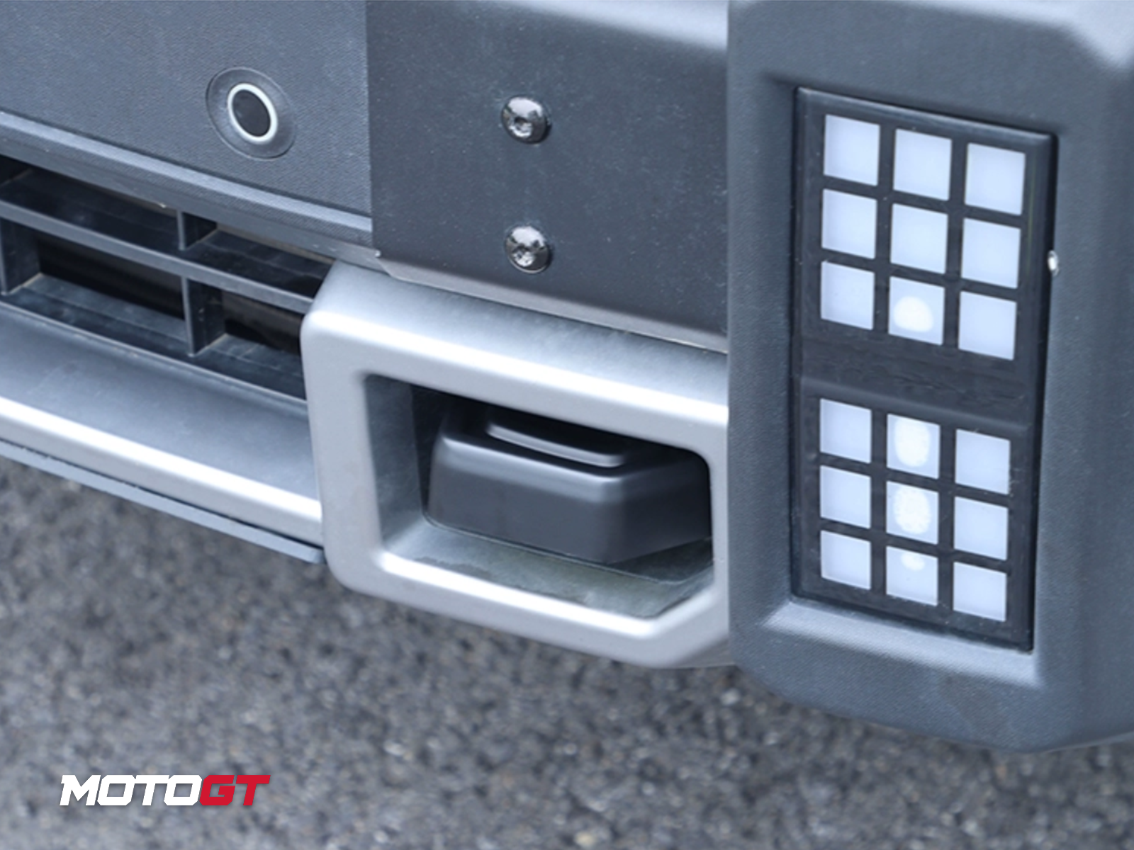 غطاء حامل الأمتعة العلوي JETOUR T2 وغطاء خطاف السحب — 3